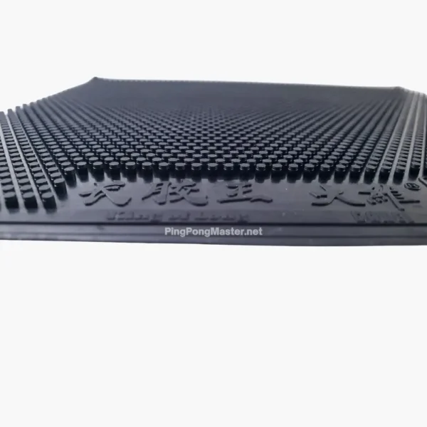dawei-saviga-test-king-of-long-long-pips-ox-table-tennis-rubber-black-close-up