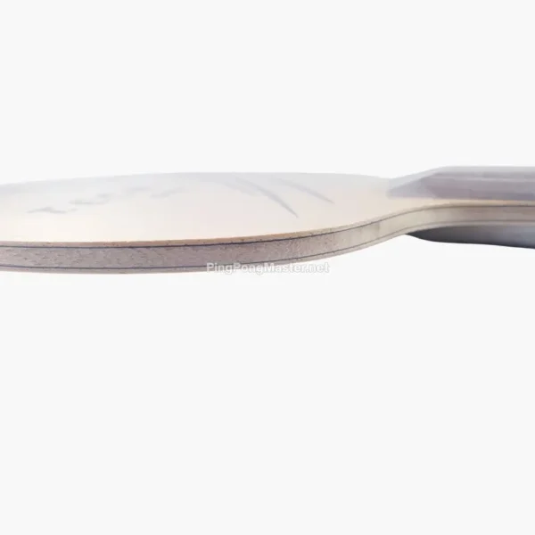 reacktor-ck2-carbon-offensive-table-tennis-blade-carbon-detail