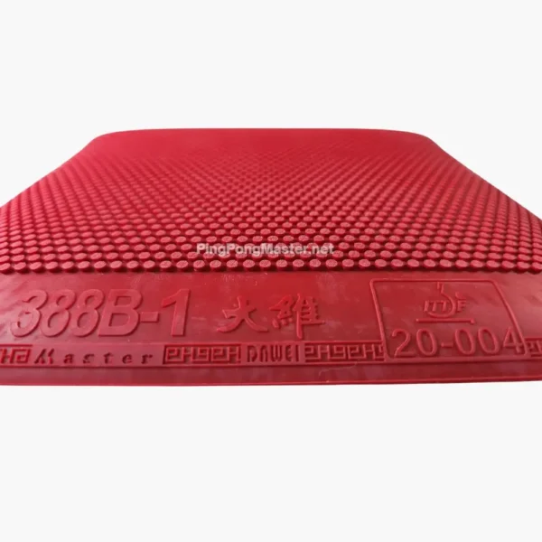 dawei-388b-1-short-pimple-rubber-red-close-up