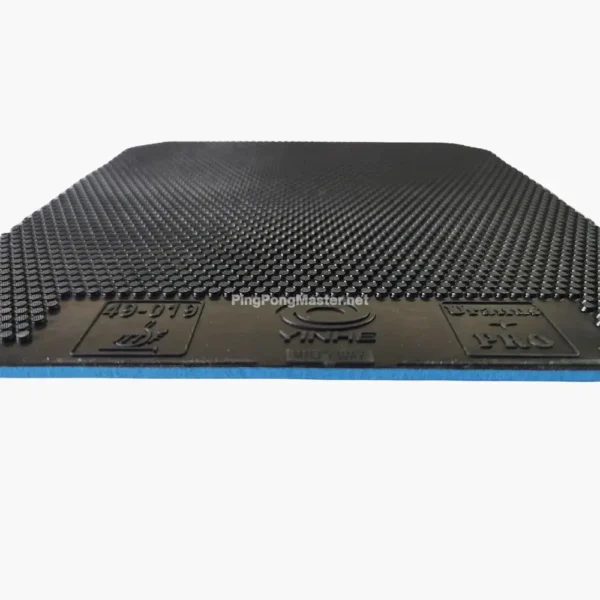 yinhe-uranus-pro-short-pimple-rubber-black-close-up